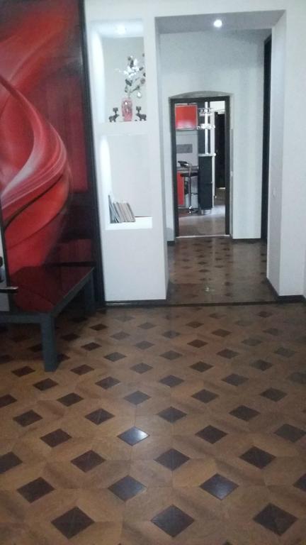 Апартаменти Біля Оперного І Форуму В Центрі Lviv Dış mekan fotoğraf